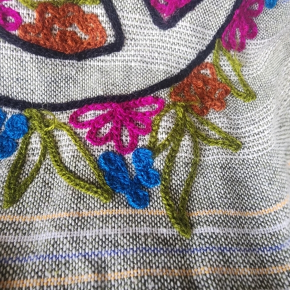 Wylder trading co Hippie embroidered peace sign cotton striped tie up top - Picture 5 of 9